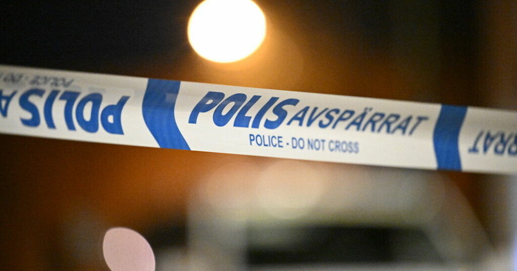 En 20-årig man är livshotande skadad efter ett bråk i centrala Karlstad. Arkivbild. En man livshotande skadad efter stort bråk