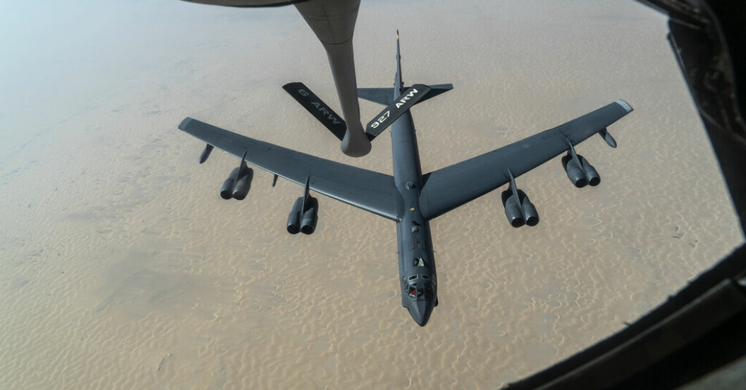 En amerikansk B-52 flög över Finska viken på lördagskvällen. På denna arkivbild syns ett bombplan av samma typ. Amerikanskt bombplan flög över Finska viken