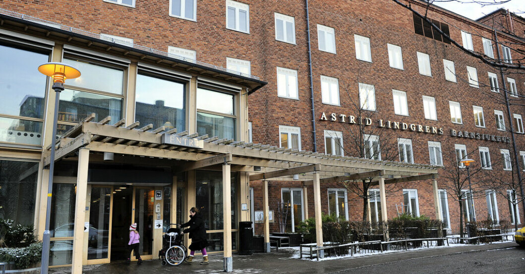En anställd vid Astrid Lindgrens barnsjukhus i Solna har smittats av mässling. Arkivbild. Mässling på barnsjukhus – anställd smittad