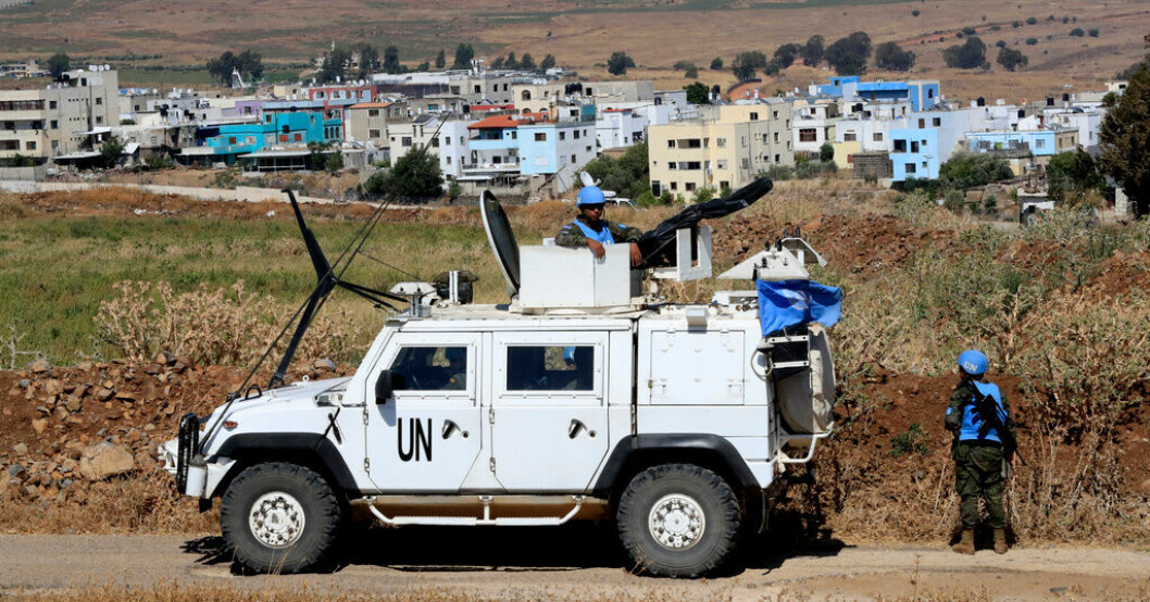 En FN-patrull på den libanesiska sidan om gränsen till Israel på torsdagen. Israelisk soldat dödad på Västbanken