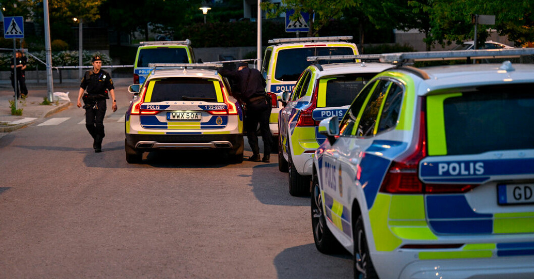 En man sköts i Solna tidigare i juni, men i själva Järvaområdet har skjutvapenvåldet minskat rejält, enligt polisen. Arkivbild. Mindre skjutvapenvåld i Järvaområdet