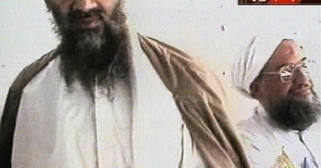 En odaterad bild på al-Qaidas två tidigare ledare: Usama bin Ladin samt Ayman al-Zawahiri. Bägge har dödats i amerikanska attacker. Arkivbild Egyptisk veteranextremist ny al-Qaida-ledare