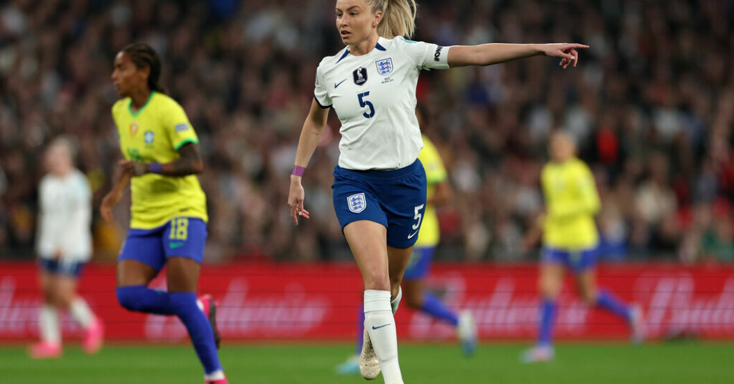 Englands lagkapten Leah Williamson missar fotbolls-VM. Arkivbild. Stjärnan allvarligt skadad – missar VM