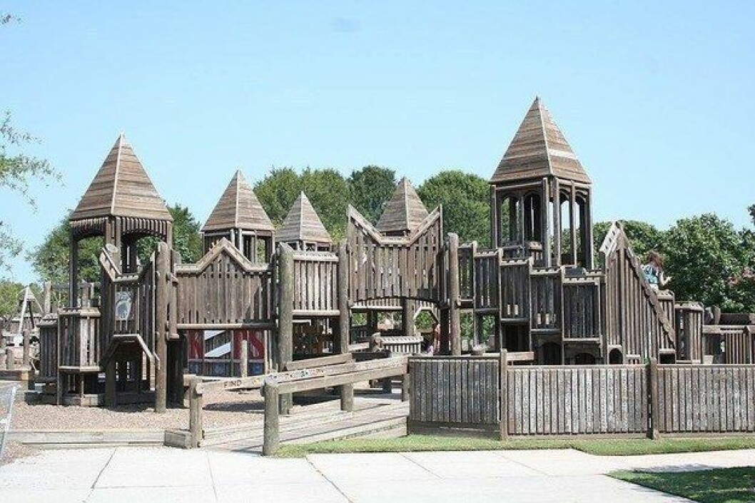 Via: <a href="http://www.tripomatic.com/United-States/Virginia/Virginia-Beach/Mount-Trashmore-Park/" target="_blank">tripomatic.com</a> Via: tripomatic.com