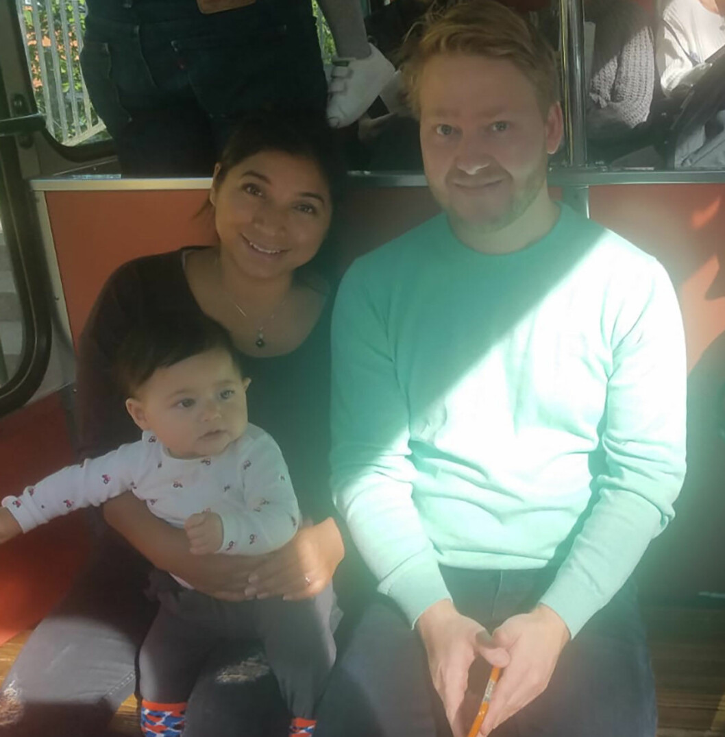 Erik med familjen. Erik Hammar, Sveriges mästerkock, med familjen.