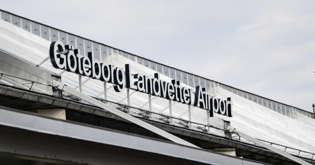 Ett flygplan på Landvetter fick evakueras efter larm om rökutveckling ombord. Arkivbild. Passagerare evakuerades efter rök i flygplan