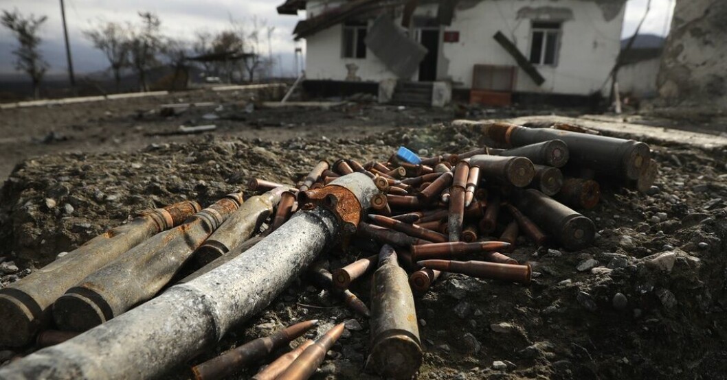 Ett hus skadat av beskjutning i utkanten av Stepanakert i Nagorno-Karabach. Bilden är från 2020. Armenien presenterar fredsförslag