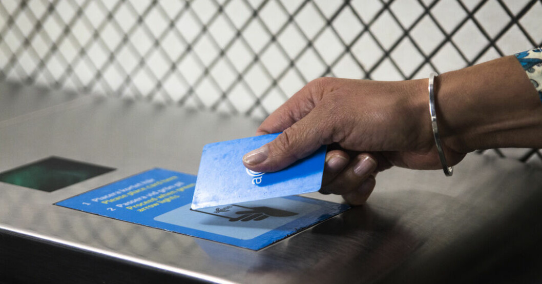 Ett kort för kollektivtrafik i hela landet för 499 kronor, föreslår MP. Arkivbild. MP vill införa "Sverigekort"