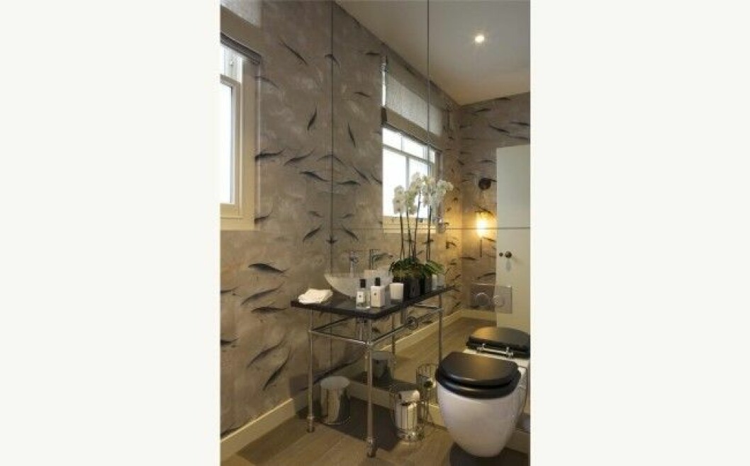 OBS!!! INGEN WEBBPUBLICERING INNAN MÅNDAG 29 FEBRUARI! For Sweden: ingår inte i avtal Eva O'Neill luxury home in London, Belgravia, is listed for 8 million pounds. Still no buyers after 2 months. According to the property description there is a lift between all four floors. The house has three bedrooms and four bathrooms. On the ground floor is a garage and from the newly built 58 square meter roof terrace and there is the possibility of growing a garden and amazing views of some of London's most expensive addresses. (c) Alec Byrne / IBL Bildbyrå LONDON,England February 16, 2016. Sweden's Princess MadeleineÕs London home for sale. Contact Alec Byrne in Los Angeles Phone: 818-881-8855 Email: info@alecbyrne.com Office: 18034 Ventura Blvd. Suite 180. Encino. CA 91316 Special Instructions: Alec Byrne Syndication does not claim any Copyright or License in the attached material. Any downloading fees charged by Alec Byrne are for our services only, and do not convey to the user any Copyright or License in the material. By publishing this material , the user expressly agrees to indemnify and to hold Alec Byrne harmless from any claims , demands, or causes of action arising out of or connected in any way with user's publication of the material. IBL OBS!!! INGEN WEBBPUBLICERING INNAN MÅNDAG 29 FEBRUARI!