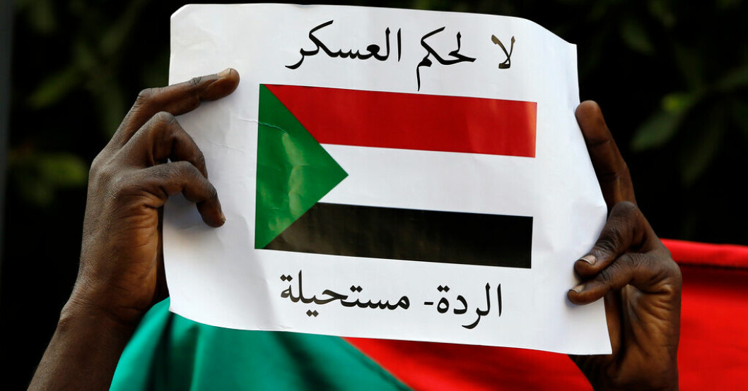 Exilsudaneser protesterar mot militären efter kuppen i oktober 2021. Arkivbild. Tidslinje: Oroligheterna i Sudan