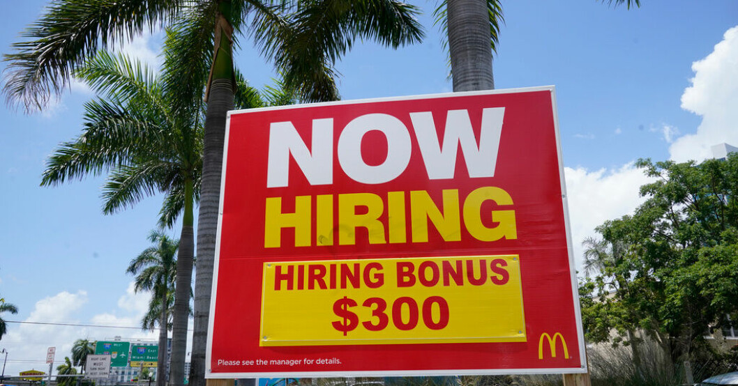 Färre än väntat sökte arbetslöshetsstöd i USA