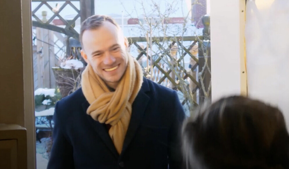 Mikael gör entré i <span class=" italic" data-lab-italic_desktop="italic">Fem killar i veckan</span>. Mikael byhlinder i Fem killar i veckan