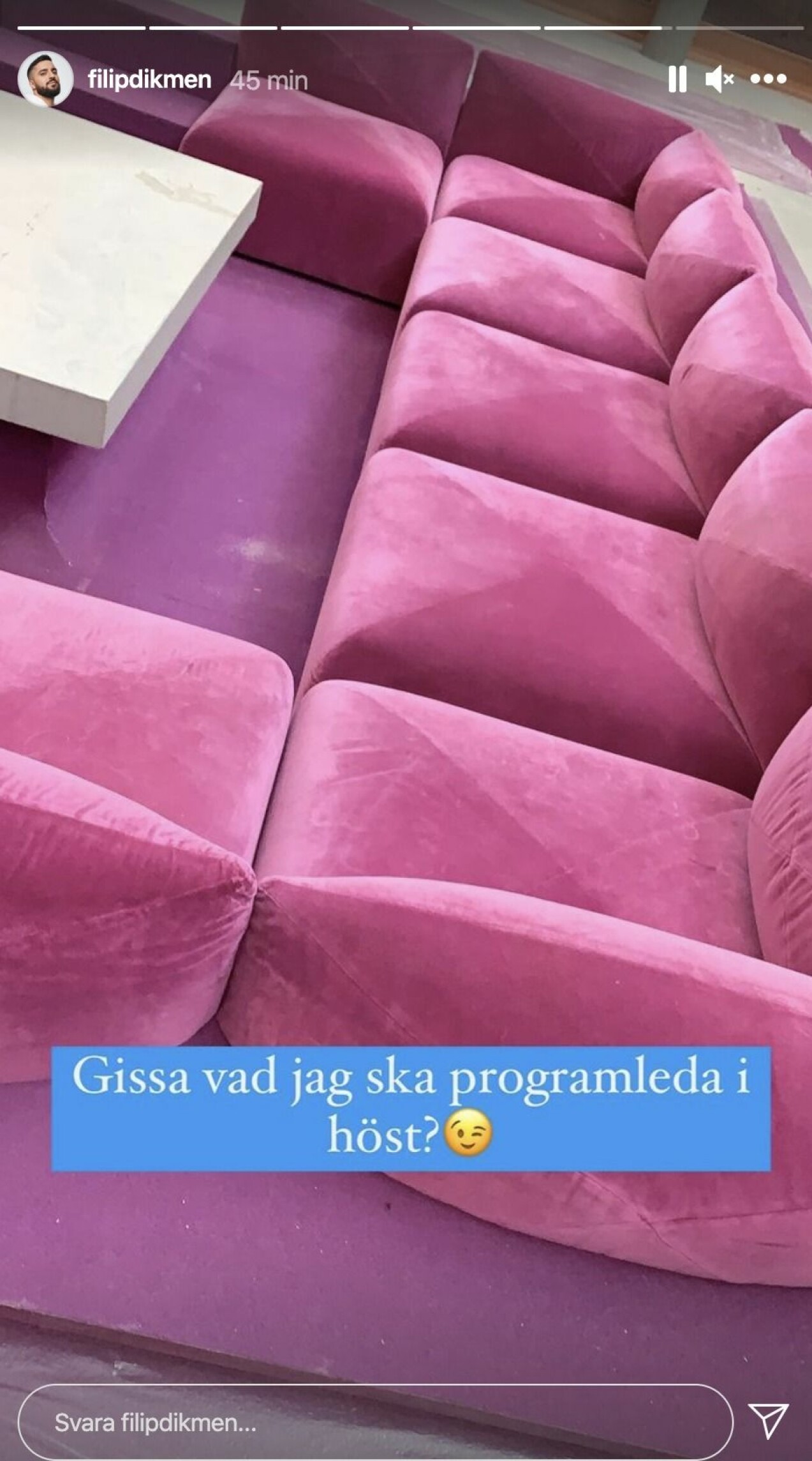 Blir Filip Dikmen programledare för <span class=" italic" data-lab-italic_desktop="italic">Big brother</span>? Filip Dikmen