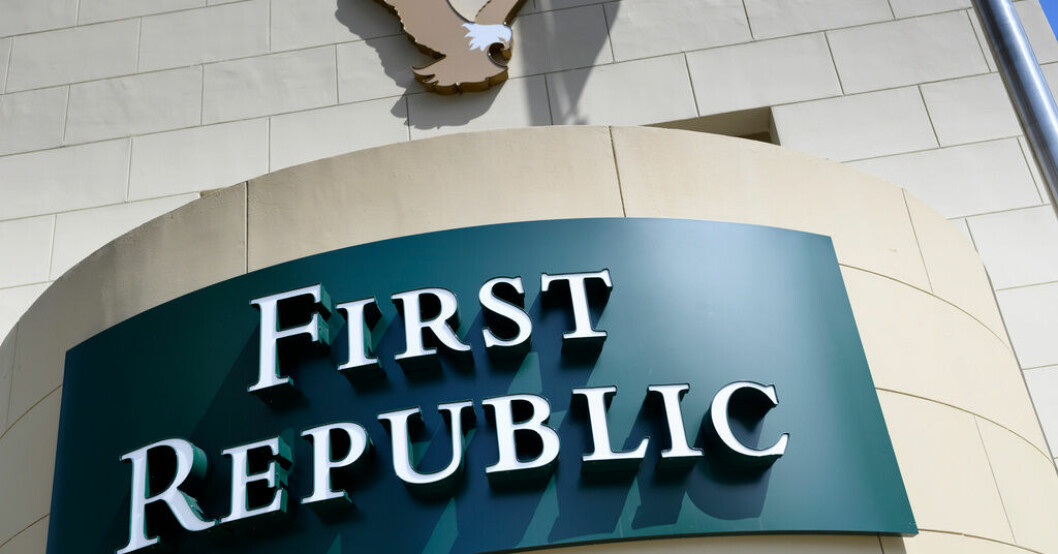First Republic Bank i Beverly Hills. Arkivbild. First Republic rasar efter rapportsläpp