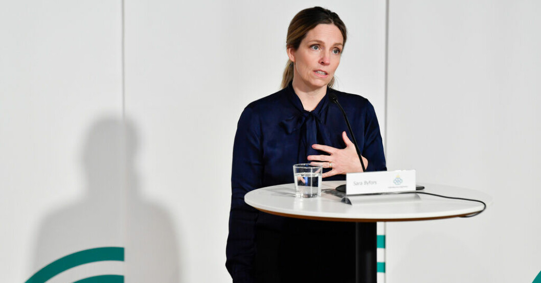 Folkhälsomyndigheten tar bort rekommendationen att vårdpersonal ska testa sig för covid-19 vid symptom. På senare tid har det visat sig ha marginell effekt, enligt Sara Byfors, avdelningschef på myndigheten. Arkivbild. Covid-testning av vårdpersonal tas bort