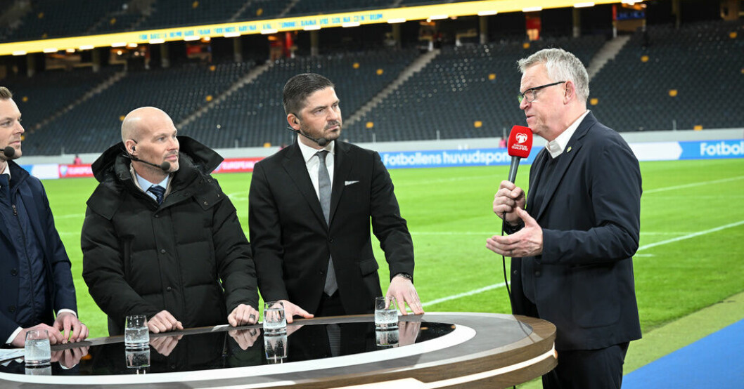 Förbundskapten Janne Andersson, till höger, under måndagskvällens hätska ordväxling med Bojan Djordjic, närmast bredvid. Bojan Djordjic efter storbråket: ”Jag kan förlåta men inte glömma”
