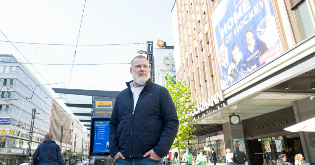 Förre förbundskaptenen Rikard Grönborg i sin nya hemstad Tammerfors där han ska ta över finländska mästarlaget Tappara. Guldtränaren om mardrömmen: "Var inte i balans"