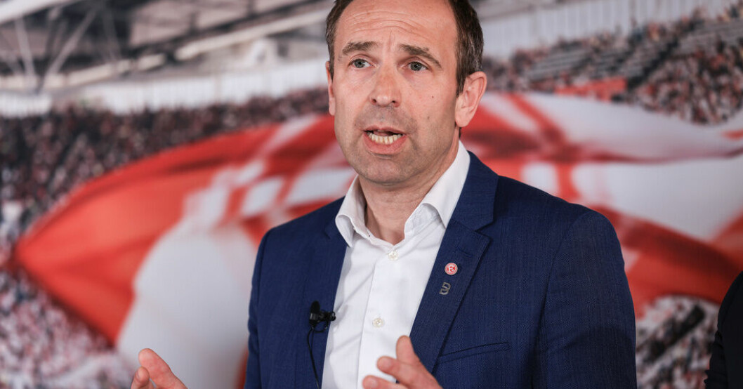 Fortuna Düsseldorfs ordförande Alexander Jobst presenterar planen "Fortuna för alla" där målet på sikt är att det ska vara gratis att se klubbens hemmamatcher. Tyska klubbens plan: Gratis inträde för alla