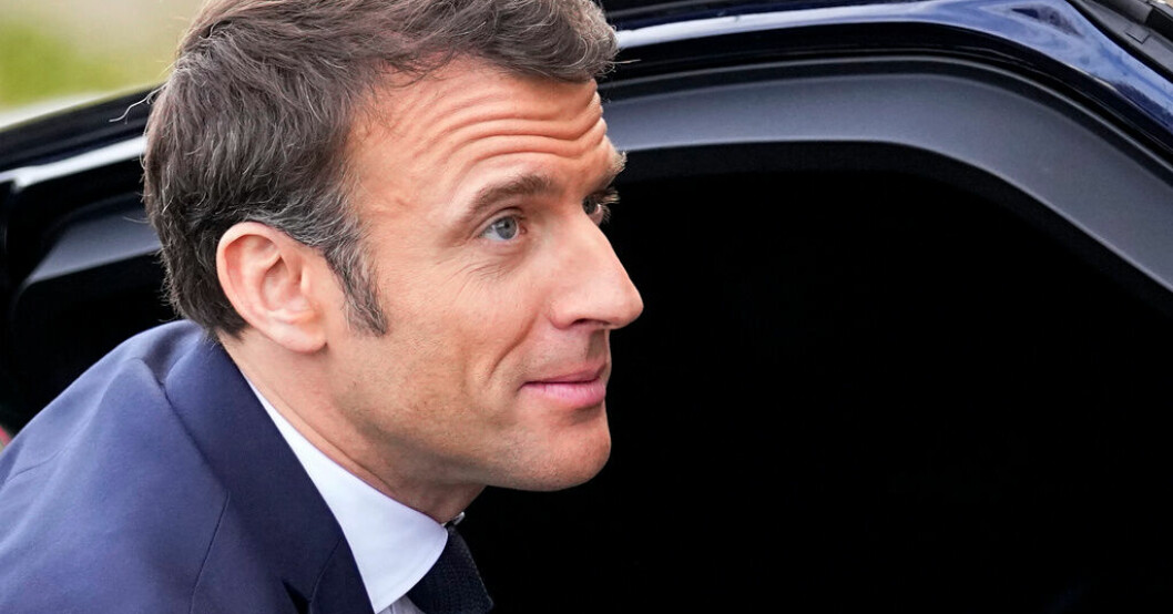 Frankrikes president Emmanuel Macron försöker i sista stund samla tillräckligt med stöd för sin pensionsreform. Avgörande om Macrons pensionsreform nära