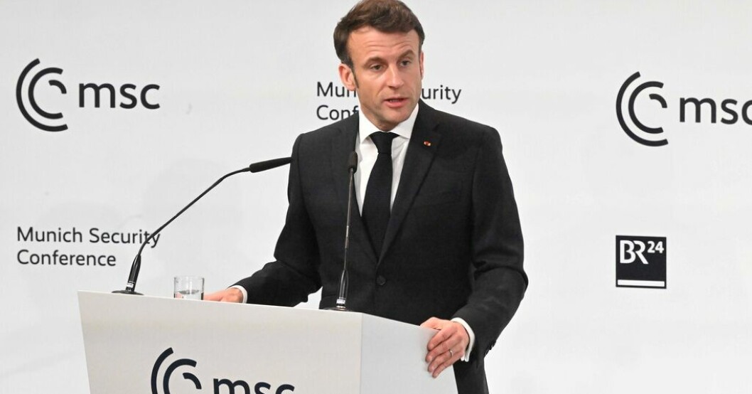 Frankrikes president Emmanuel Macron under säkerhetskonferensen i München. Macron: "Inte tid för dialog" med Ryssland