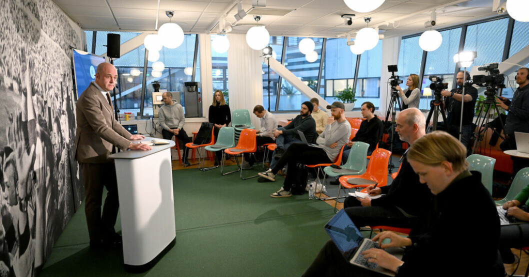 Reinfeldt: Diskussionen om VAR inte avslutad