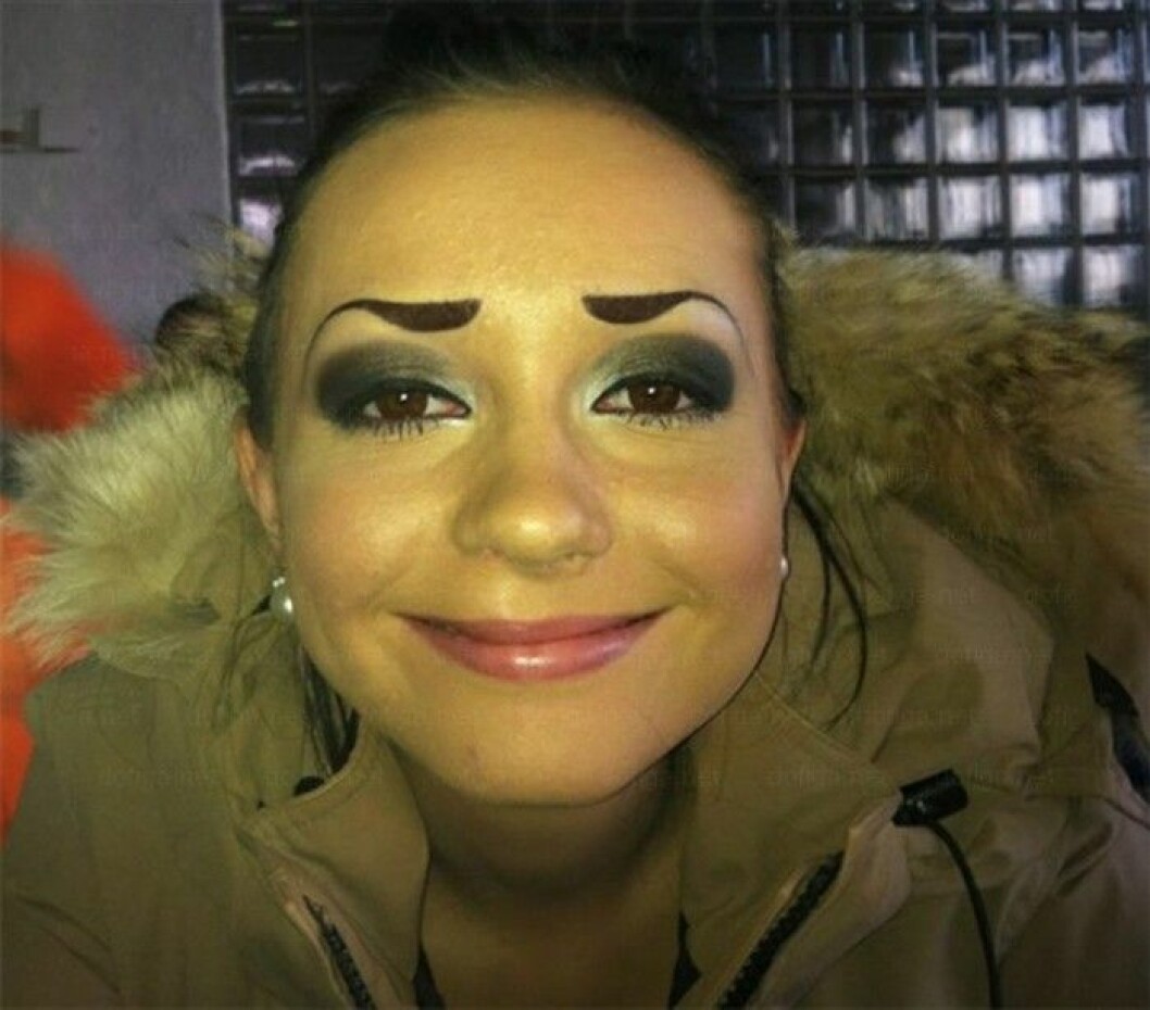 Funny-Eyebrow-Fails-20