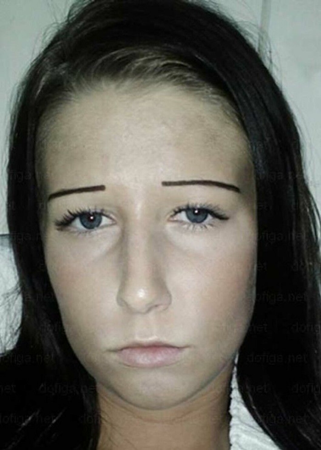 Funny-Eyebrow-Fails-21