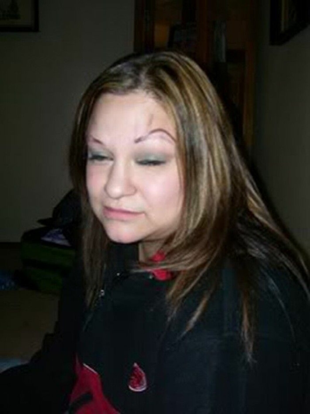 Funny-Eyebrow-Fails-26