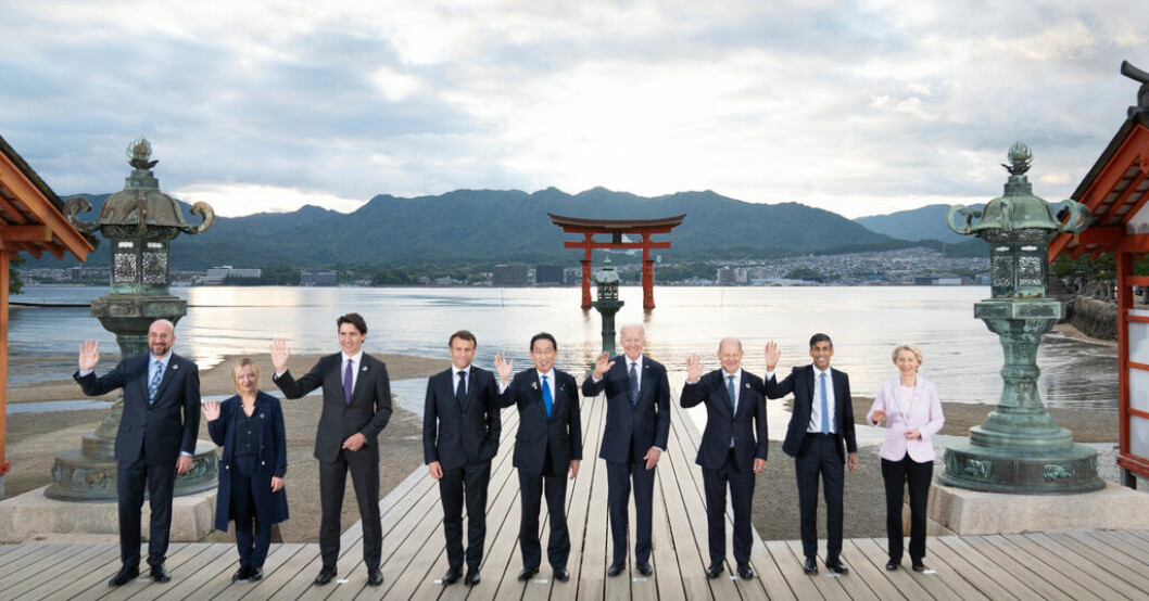 G7-ledarna i Hiroshima inför G7-mötet. Från vänster: EU:s Charles Michel, Italiens Giorgia Meloni, Kanadas Justin Trudeau, Frankrikes Emmanuel Macron, Japans Fumio Kishida, USA:s Joe Biden, Tysklands Olaf Scholz, Storbritanniens Rishi Sunak och EU:s Ursula von der Leyen. G7-ledarna lyfte oron över Kinas kärnvapen