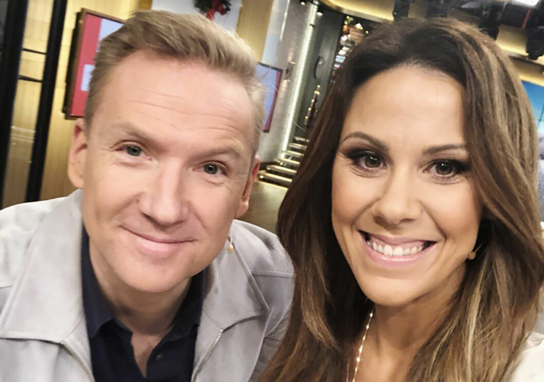 Sofia med TV4-kollegan Jesper Börjesson. <strong>Foto: Privat.</strong> Jesper Börjesson och Sofia Geite, TV4.