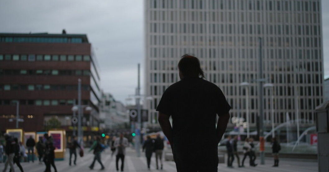 Gert van der Graaf lärde sig svenska och flyttade till Sverige för att komma närmare sin barndomsförälskelse. Ny svensk dokumentär om Agnetha Fältskogs stalker