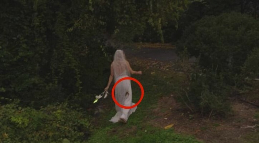 FOTO: Netflix Gigis klänning blev smutsig när hon flydde från kyrkan