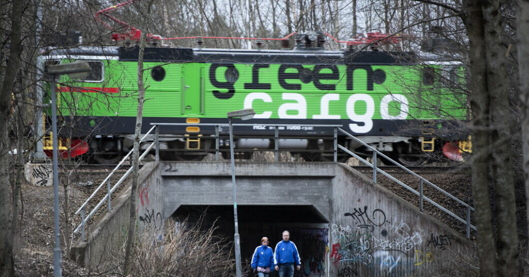 Green Cargo rapporterar. Arkivbild. Green Cargo tyngs av inflationen