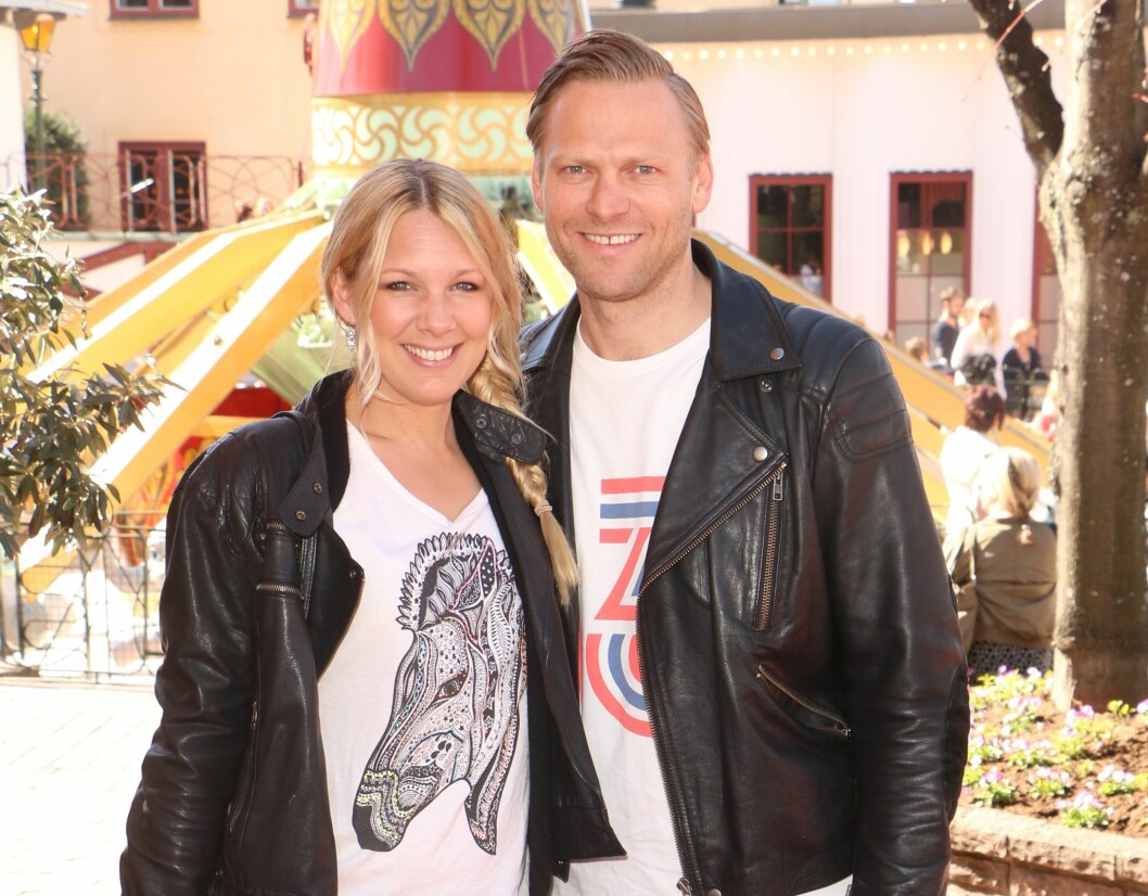 Anna Brolin och Jesper Rodhborn är nyblivna småbarnsföräldrar. Foto: Micael Engström