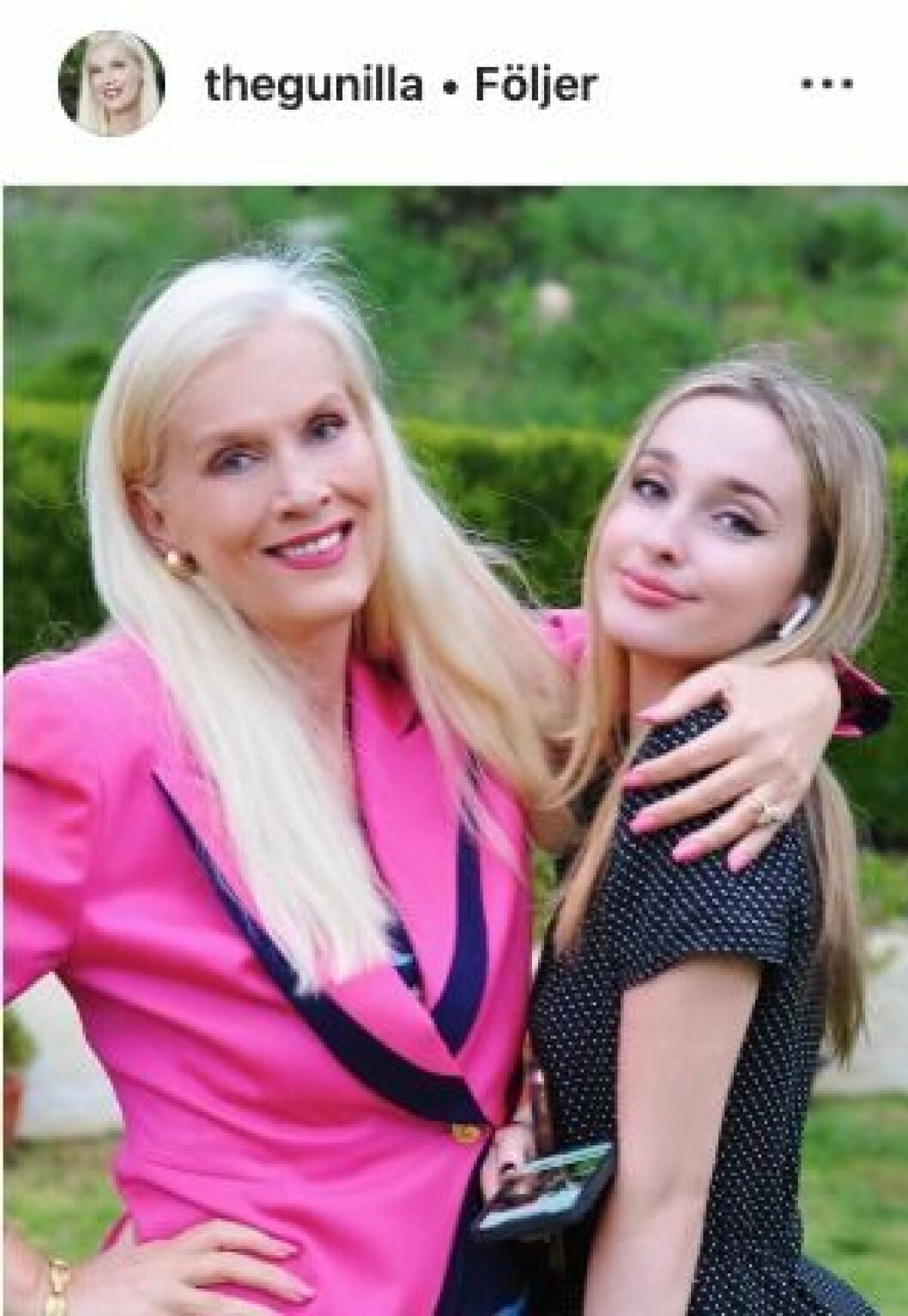 Gunilla Persson har en nära relation med sin dotter Erika som hunnit bli 17 år. Gunilla Persson Erika