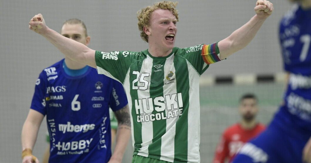 Hammarbys Gustav Davidsson har skäl att jubla – han kallas in i landslaget. Arkivbild. Nytt återbud i handboll – Davidsson ersätter