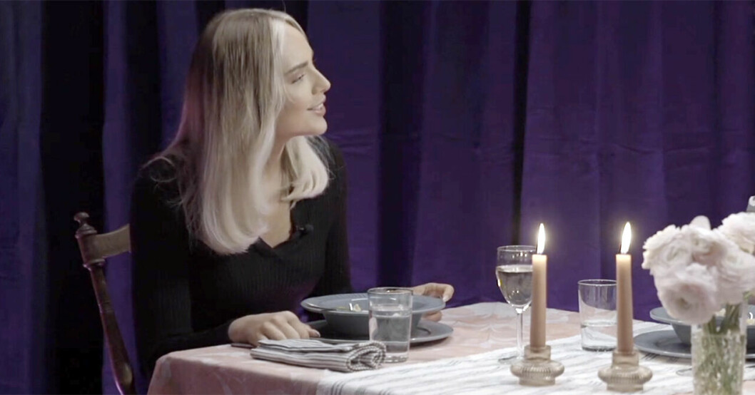 Hanna Bodelsson vid middagsbordet