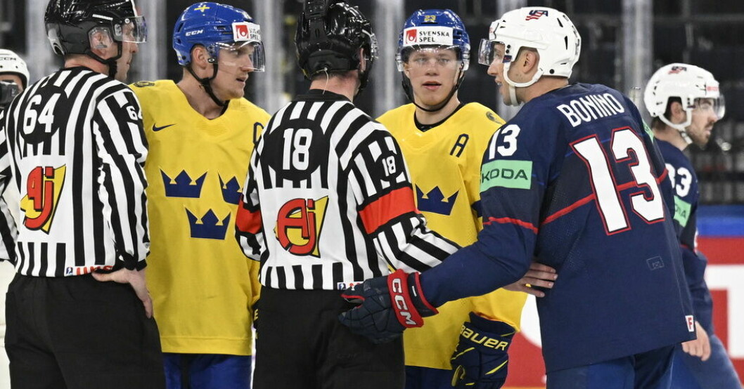 Heta känslor mellan Sveriges lagkapten Jakob Silfverberg, till vänster, Lucas Raymond och USA:s Nick Bonino. Mardrömmen – dubbla skador i svensk förlust