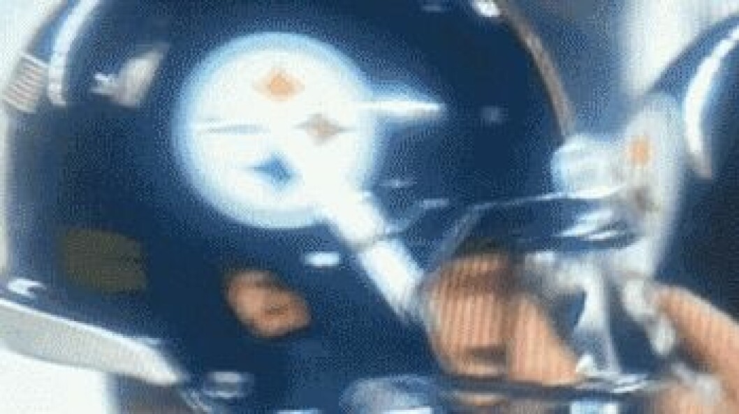 Via: <a href="http://i.imgur.com/xuLNHRm.gif" target="_blank" rel="noopener">Imgur</a> highfive12