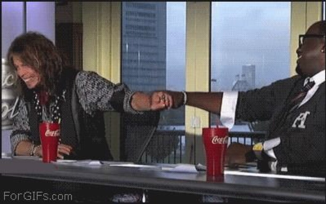 Via: <a href="http://forgifs.com/gallery/main.php" target="_blank" rel="noopener">For Gifs</a> highfive18