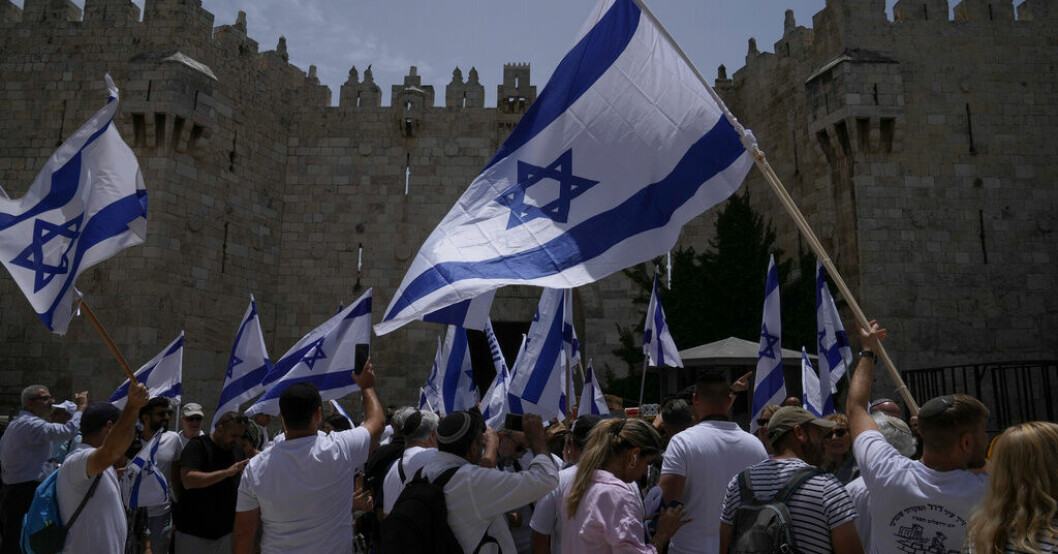 Högernationalistiska grupper i Israel samlas inför en återkommande marsch i Jerusalem, en parad som tidigare utmynnat i våldsamheter. Oro inför nationalistmarsch i Jerusalem