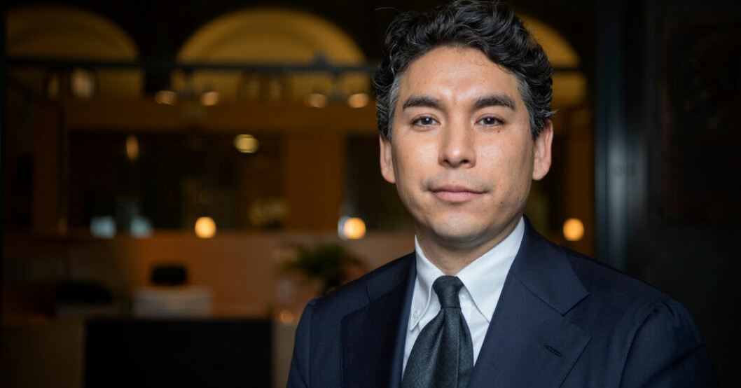 Hushållen har inte dragit ner på sin konsumtion lika mycket som man trott, enligt SEB:s privatekonom Américo Fernández. Arkivbild. Privatekonom: Vi fortsätter resa trots nedgången