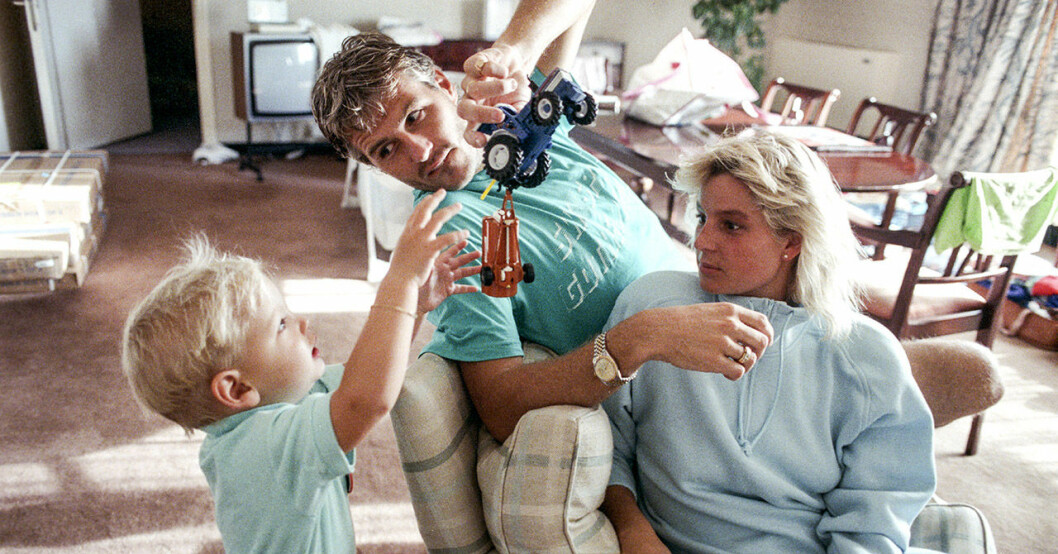 Helena med dåvarande maken Glenn och sonen Alexander 1989.