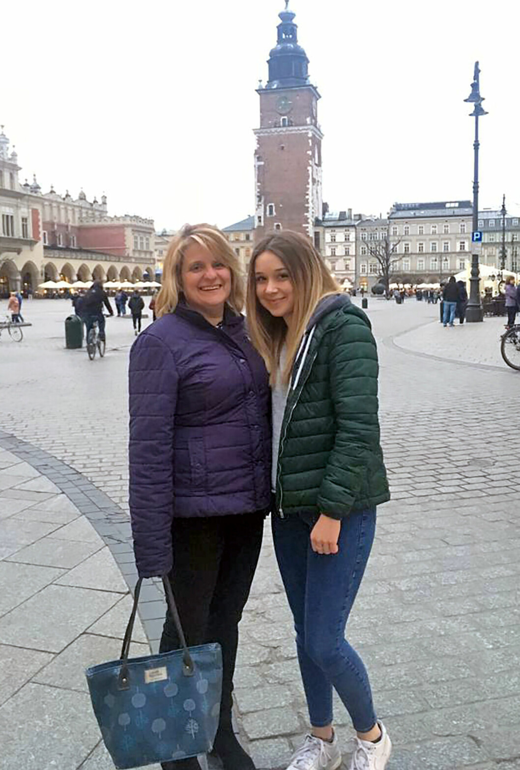 Carole Gould tillsammans med sin mördade dotter Ellie Gould.