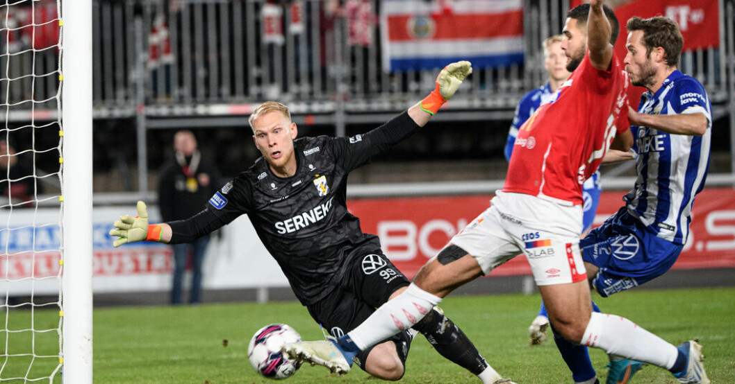 IFK Göteborgs målvakt Pontus Dahlberg blir borta från spel i minst sex veckor. Arkivbild. "Blåvitts" målvakt borta i minst sex veckor