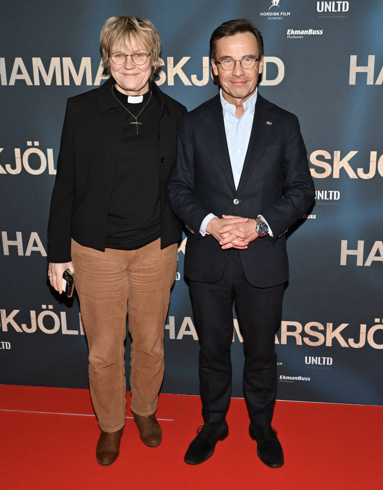 Statsminister Ulf Kristersson med hustru Birgitta Ed på galapremiären av filmen Hammarskjöld på Filmstaden Sergel.