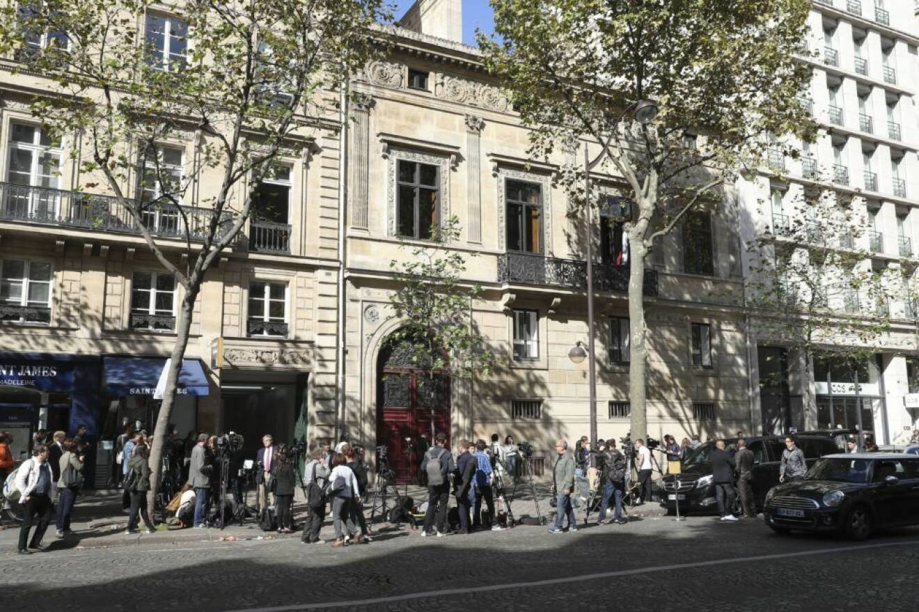 Här bodde Kim Kardashian när hon blev brutalt överfallen och rånad i sitt hotellrum under modeveckan i Paris.