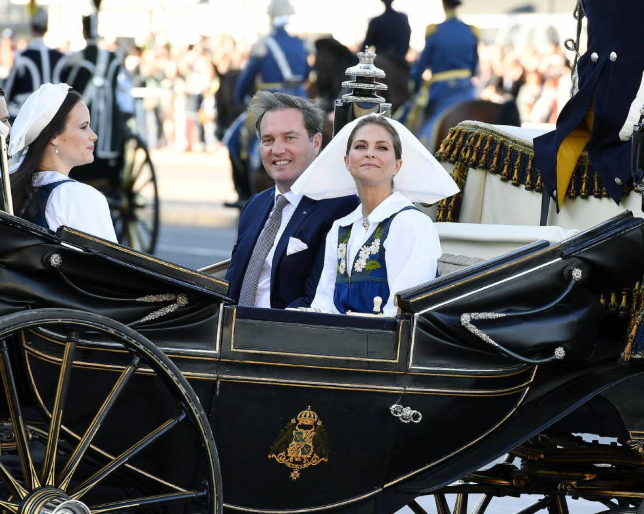 Prinsessan Madeleine och Chris anländer till Skansen under Nationaldagen. 