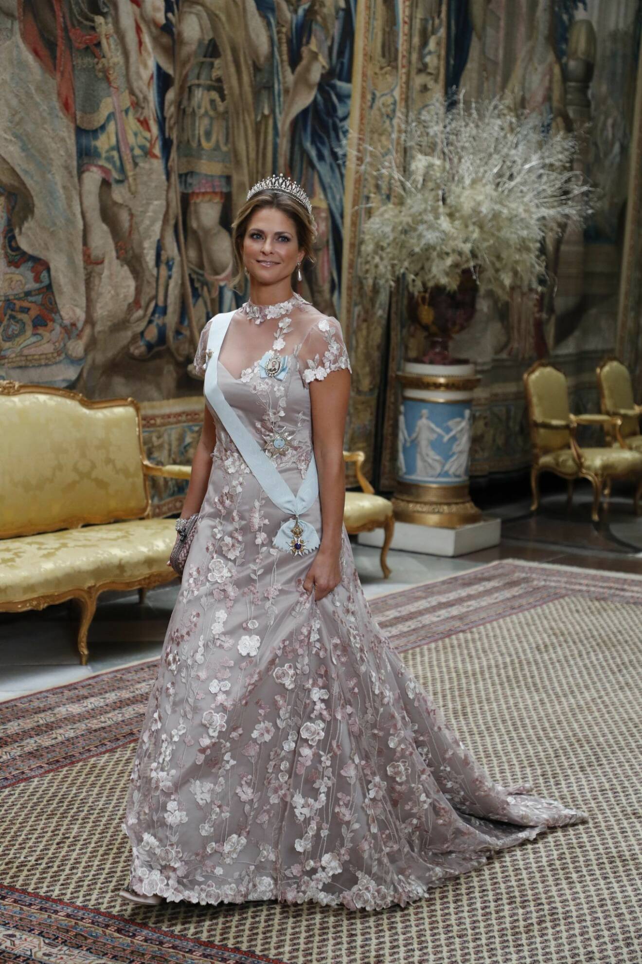Prinsessan Madelines klänning på Nobelmiddagen 2019