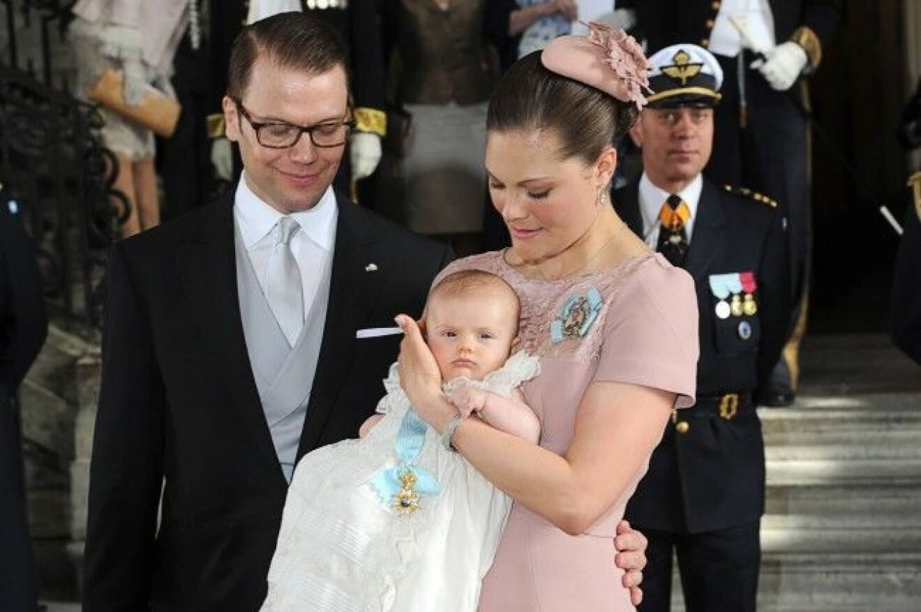 estelles dop i slottskyrkan the christening of princess estelle of sweden 22 may 2012 at the church of the royal palace in stockholm. crown princess victoria of sweden and prince daniel with their little daughter. 2012-05-22 (c) Urban Andersson / Aftonbladet / IBL Bildbyrå * * * EXPRESSEN OUT * * * AFTONBLADET / 4216